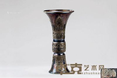 纯银制饕餮纹花觚 直径18.2cm；高36.5cm；重870g