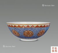 清 青花锦地矾红福寿纹碗