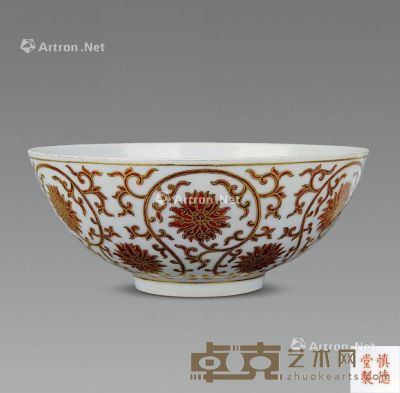 清 矾红描金缠枝莲纹碗 直径17.5cm