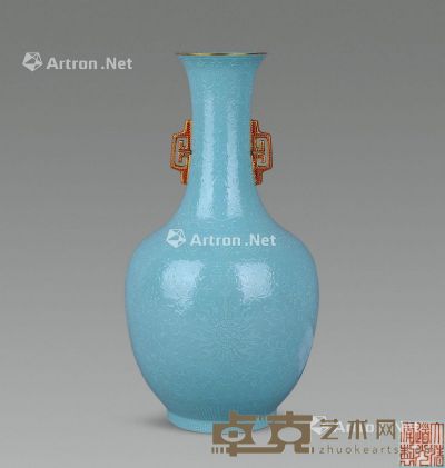 清 松石绿釉堆白缠枝莲喜字双耳瓶 高30cm