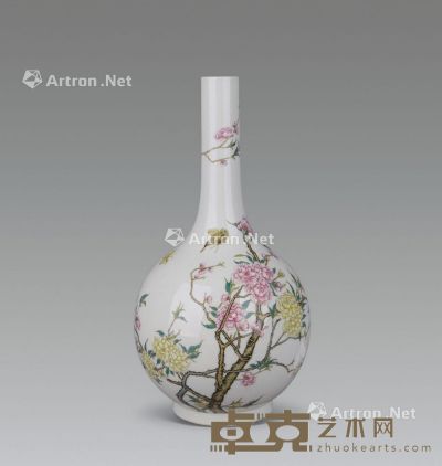 清 粉彩花卉纹胆瓶 高36cm
