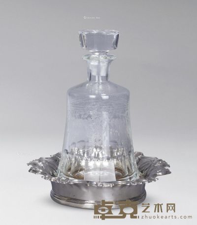 1920年 法国雕刻威士忌玻璃酒瓶配银托盘 酒瓶宽12cm；高21cm；底托高5cm；宽20cm