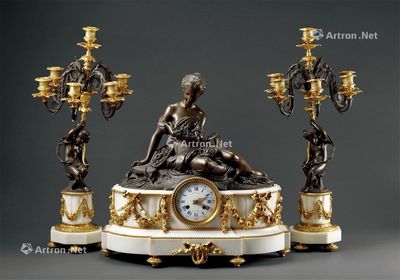 十八世纪后期 路易十六世时期铜镀金及白色大