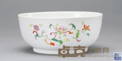 清乾隆 粉彩花卉墩式碗 直径15.2cm