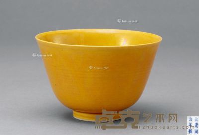 清同治 黄釉杯 直径9.7cm