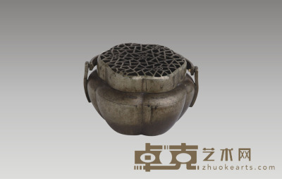 清 铜瓜棱形手炉 径：14.2cm