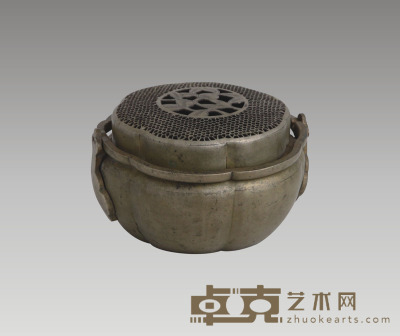 清 铜瓜棱型手炉 径：16cm