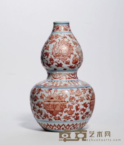 明中期 矾红彩缠枝莲纹葫芦瓶 高31cm