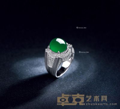 天然缅甸翡翠配钻石戒指 --