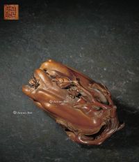清中期 黄杨木雕佛手形虫趣盖盒