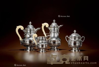 1918年制 纯银大型咖啡茶具 （四件套） 咖啡壶高28cm；宽19cm；茶壶高25.5cm；宽23cm；糖罐高
