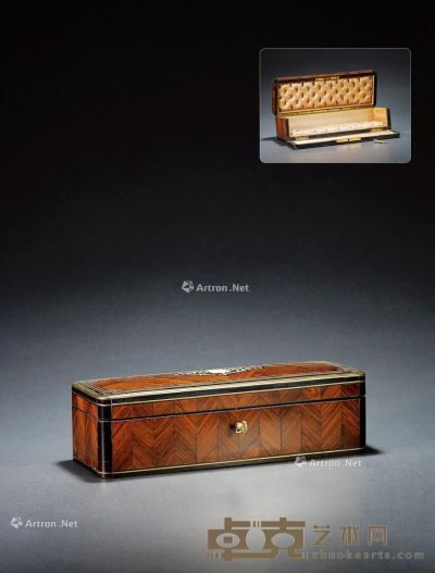 1900年制 胡桃木珍贵材质镶嵌首饰盒 长30.5cm；宽10.5cm；高9cm