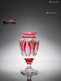 19世纪制 圣朗博红色水晶中央花瓶