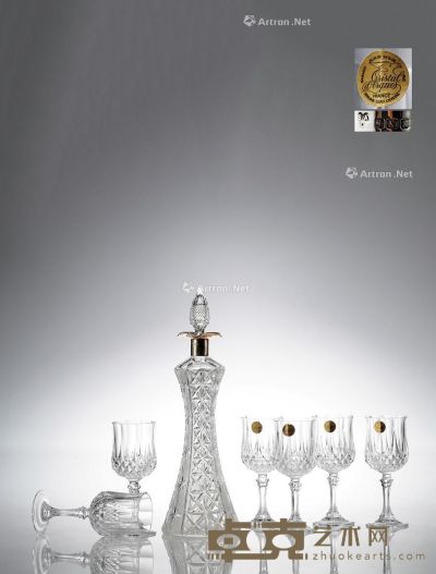 1920年制 水晶酒具 （一套） 酒瓶高36.5cm；直径11.8cm；酒杯高16.5cm；直径6.5cm