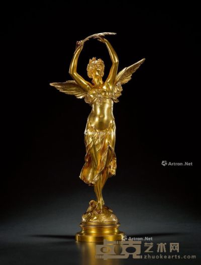 胜利女神 铜鎏金 高61.5cm；底部直径20cm