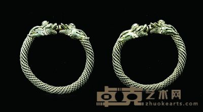 双龙戏珠绞丝银手镯一对 内径：6.5cm