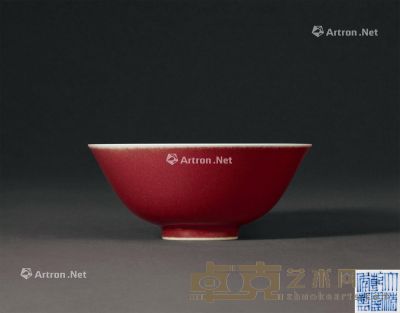 清乾隆 霁红釉碗 直径15.3cm