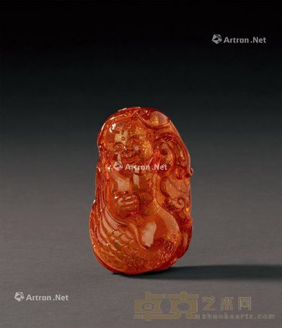 清 金珀雕童子抱鹅坠 3.5×2.3×5.6cm