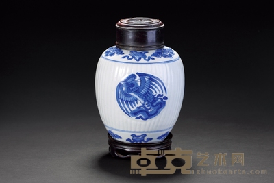 清康熙 青花团凤纹罐（连座） 高:12.5cm 底径:5.5cm