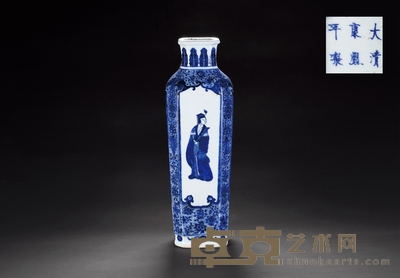 清道光 青花无双谱人物瓶 高:47.5cm 口径:9cm