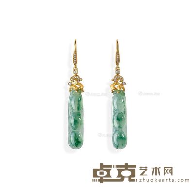 天然翡翠「豆荚」配钻石耳坠 --