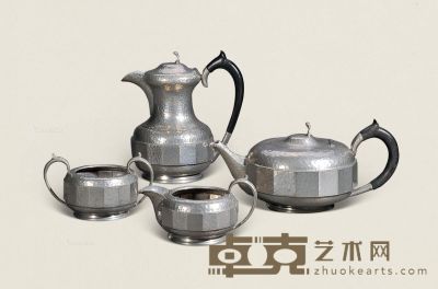 19世纪 锡制茶壶 （一组） 尺寸不一