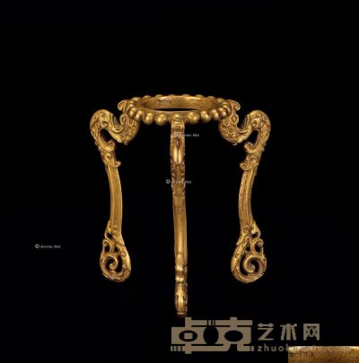明永乐 铜鎏金法器座 高14.5cm