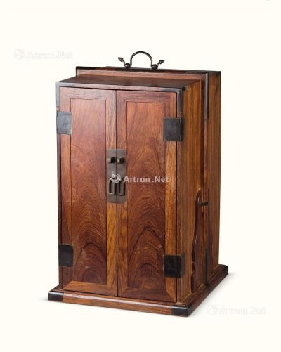 清代（1644-1911） 黄花梨提盒式药箱