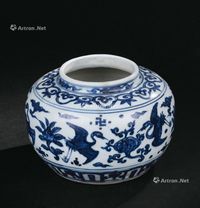 明代（1368-1644） 青花云鹤纹壶