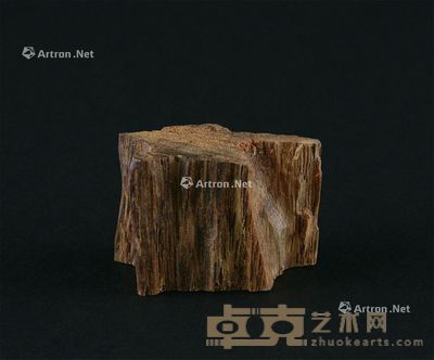 特级黄油伽罗沉香 长3.6cm；高2.5cm；重10g