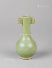 明代(1368～1644) 龙泉窑双耳投壶