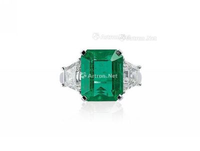 6.46克拉 天然「赞比亚」艳绿色祖母绿 配钻石戒指