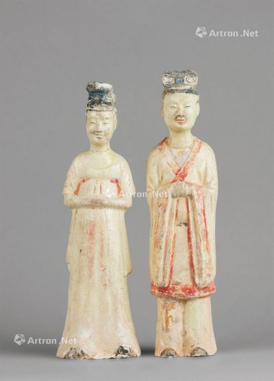 隋代(581-618) 黄釉加彩文官 女俑 （一对）