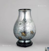 日本名家纯银菊花纹花瓶