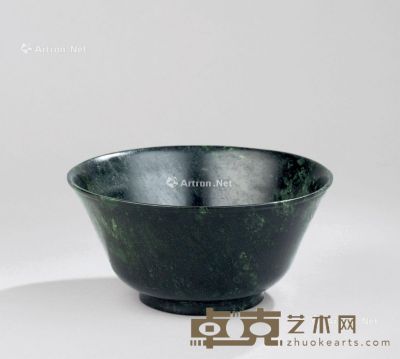 清代(1644-1911) 和田碧玉碗 直径15cm