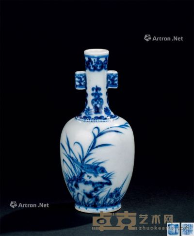 民国(1912-1949) 青花花鸟纹双贯耳花瓶 高14.8cm