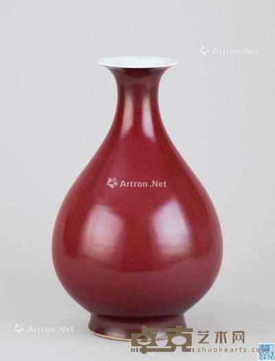 清道光(1821-1850) 祭红花瓶 高30.5cm
