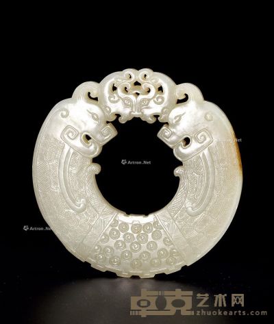 清中期 白玉双龙纹环 直径7.3cm