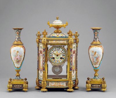 1890年 蒂芙尼六柱珐琅三件套钟