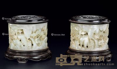 清 白玉香熏 (一对) 高6.5cm;直径6.1cm×2
