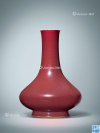 清乾隆 霁红釉撇口瓶