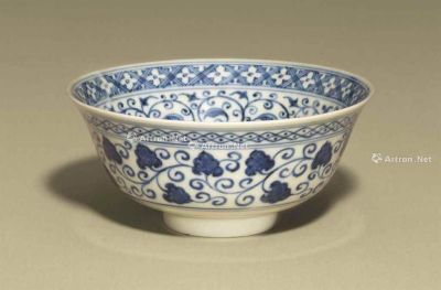 YONGLE PERIOD（1403-1424） A RARE BLUE AND WHITE BOWL