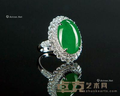 顶级品,色标级祖母绿色翡翠大蛋面 --