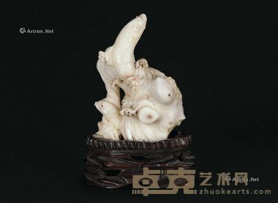清代 白珊瑚雕鲤跃龙门小摆件 高7.6cm
