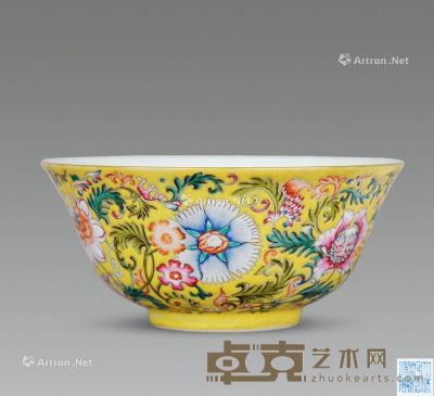 清 黄地粉彩花卉纹碗 直径14cm