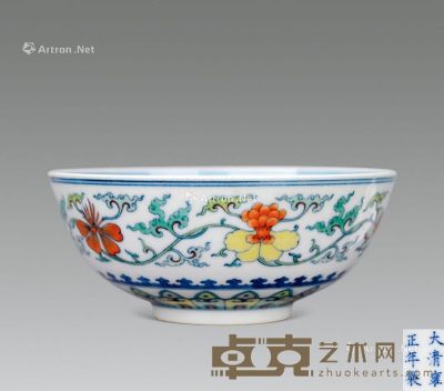 清 斗彩花卉纹碗 直径15cm