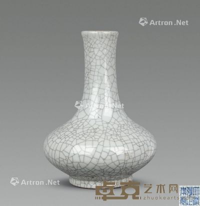 清 仿哥釉瓶 高22cm