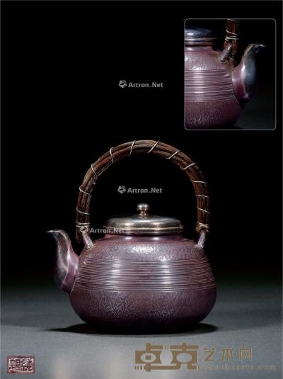 明治晚期 紫皮藤把银壶 13.2×11.1cm