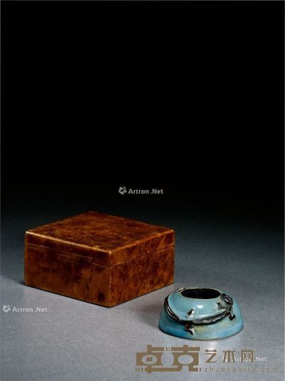 明 宜钧窑凸雕螭龙水丞 2.6×6.7cm