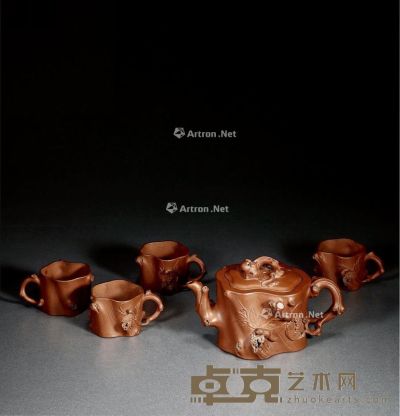 民国 冯桂林制紫泥松鼠葡萄壶及茶杯 （一组五件） 壶10×18.4cm；杯4.8×8.6cm×4